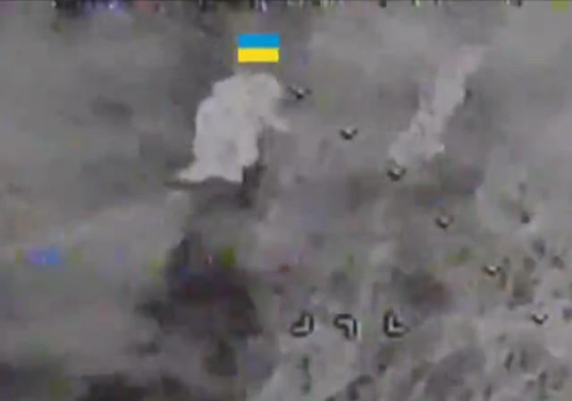 Do đó, khi quân Nga xâm nhập trực tiếp từ bên sườn, đã gây ra sự hỗn loạn lớn trong Lữ đoàn 102, đặc biệt là một tiểu đoàn hoàn toàn mất quyền chỉ huy. Trong tình trạng không có người chỉ huy, gần hai đại đội của Lữ đoàn 102 bắt đầu rút lui thành từng nhóm khỏi Zelenyi Gai và Vysoke.