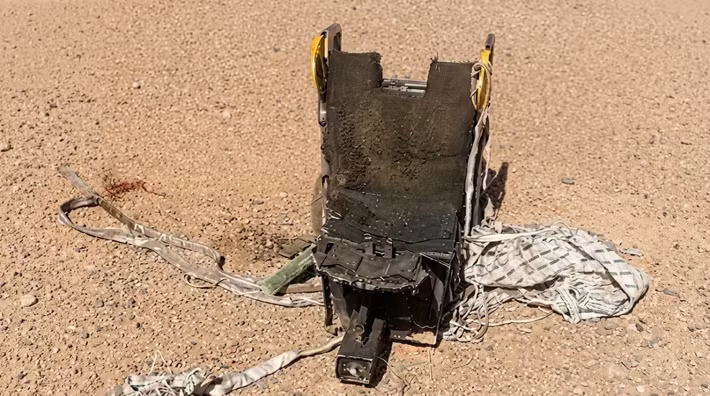 Hãng thông tấn nhà nước Iran (IRNA), đưa tin rằng chiếc F-15 bị bắn hạ, và phi công của nó đã kịp thời nhảy dù. Câu chuyện này đầy rẫy những điểm không nhất quán và có thể là suy đoán. Trang tin Axios, đưa tin rằng các hoạt động tìm kiếm và cứu hộ đang được tiến hành ở Iran, để xác định vị trí hai thành viên phi hành đoàn của chiếc F-15 bị bắn hạ.