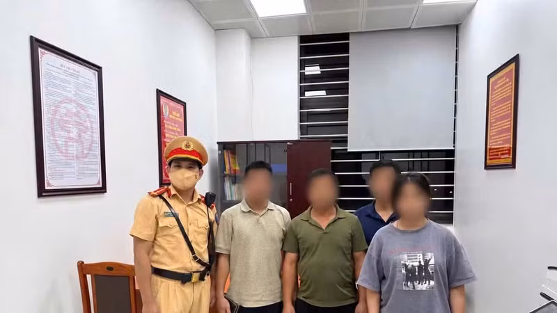 Cảnh sát giao thông truy vết phương tiện, phối hợp tìm kiếm một nữ sinh 