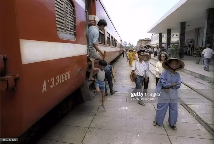 Trên sân ga Đà Nẵng.