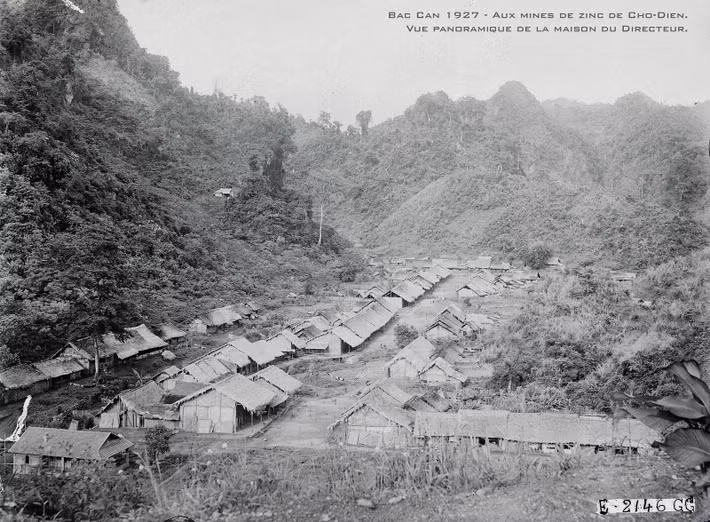 Khu dân cư gần mỏ.