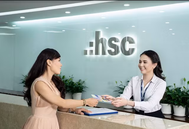 lam-an-khoi-sac-nhung-hsc-van-bi-so-gay-vi-loi-cong-bo-thong-tin-1762939189.png