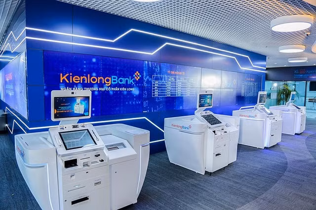 kienlongbank1-9792.jpg