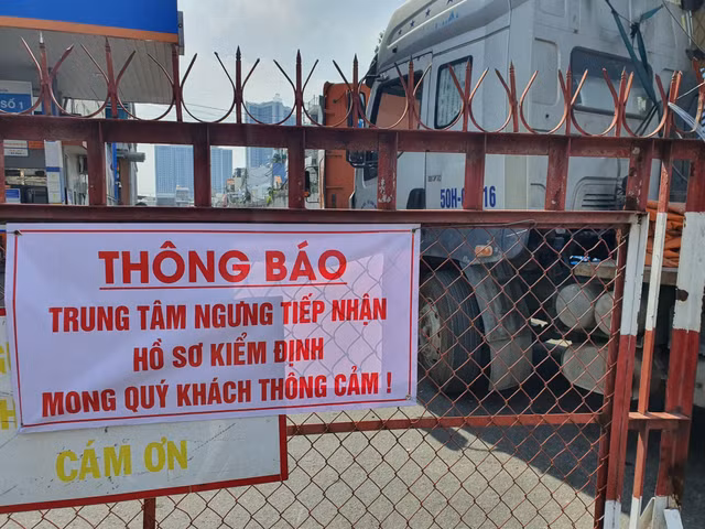 TP HCM: Thong tin ve tinh hinh qua tai o cac Trung tam dang kiem-Hinh-3