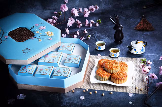 Bánh trung thu nhân trứng sữa từng làm mưa làm gió ở Hồng Kông đã xuất hiện ở Việt Nam - Hình 6 Banh trung thu nhan trung sua tung lam mua lam gio o Hong Kong da xuat hien o Viet Nam-Hinh-6
