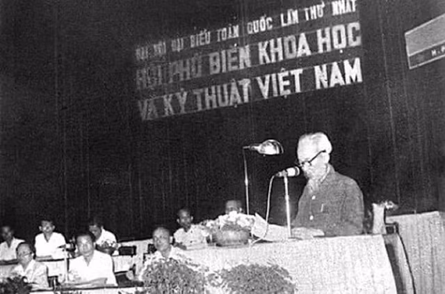 chu-tich-ho-chi-minh.jpg