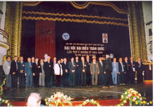 dai-hoi-v-1.jpg