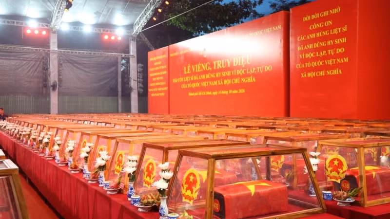 Lễ cầu nguyện tưởng niệm 731 liệt sĩ tại Công viên Lê Thị Riêng