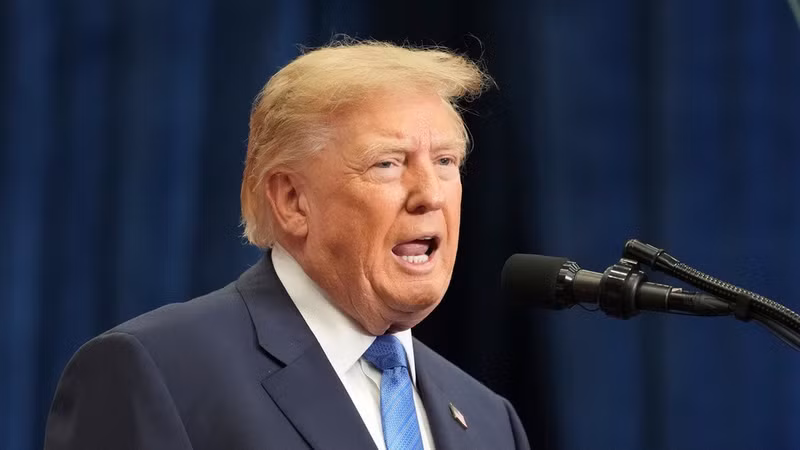 Tổng thống Mỹ Donald Trump công bố dự án nhà máy thép 15 tỷ USD