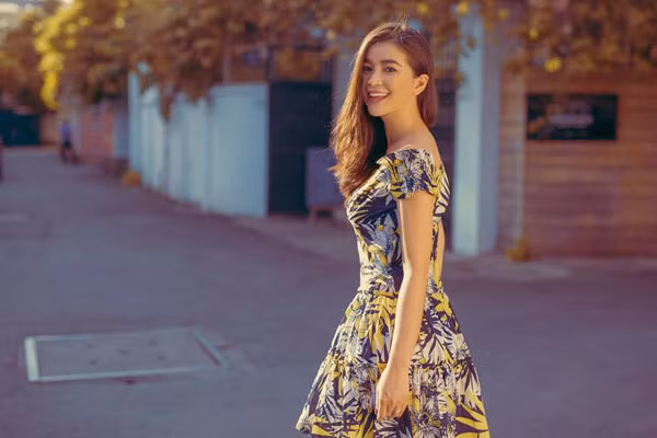 Phong cách thời trang sang chảnh của nữ phi công đẹp nhất Việt Nam - Hình 8 Phong cach thoi trang sang chanh cua nu phi cong dep nhat Viet Nam-Hinh-8