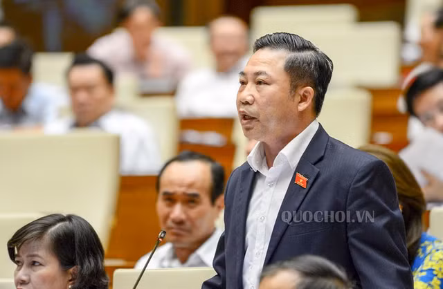 Người Thái nắm quyền kiểm soát Nước sạch sông Đuống: Rủi ro đẩy cho người dân chịu? Nguoi Thai nam quyen kiem soat Nuoc sach song Duong: Rui ro day cho nguoi dan chiu?
