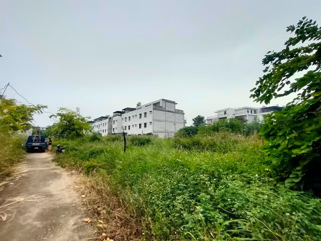 Khu do thi moi Nam duong 32: Nhung mong nha tien ty de... trong rau-Hinh-5
