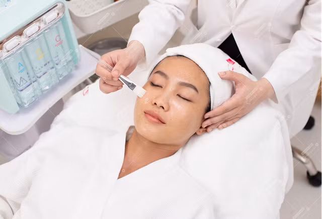 Chị em tấp nập “tút tát” nhan sắc du Xuân - Hình 4 Chi em tap nap “tut tat” nhan sac du Xuan-Hinh-4