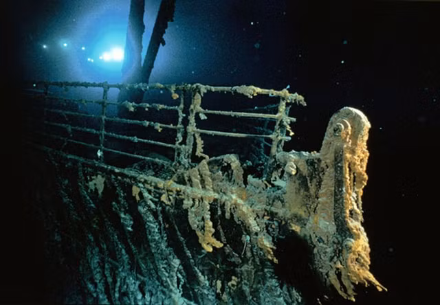 Tau Titanic chim khi nao sau khi dam vao tang bang troi?-Hinh-10