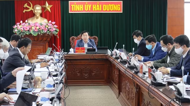 Nguyên Bí thư Hải Dương chỉ đạo làm trái để Việt Á thu lợi lớn - Hình 2 Nguyen Bi thu Hai Duong chi dao lam trai de Viet A thu loi lon-Hinh-2