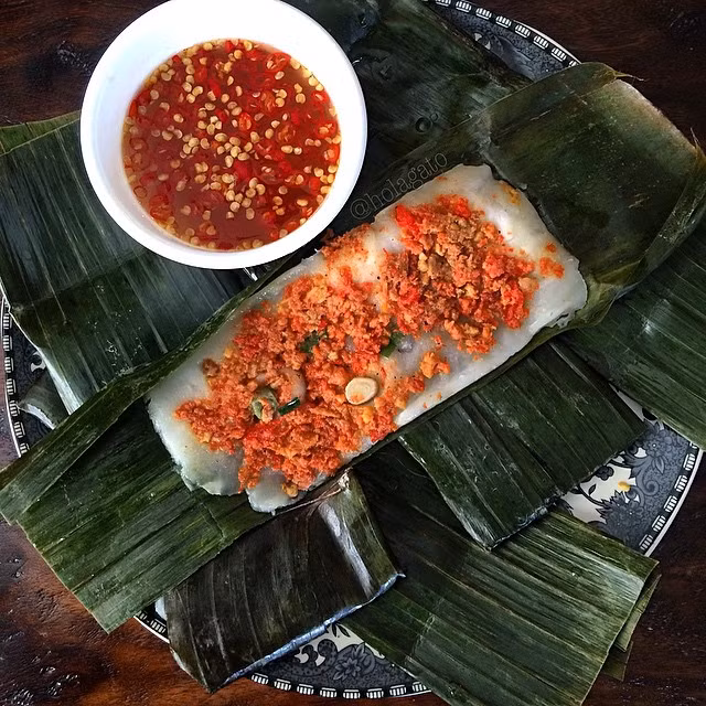 Đến Huế thưởng thức món bánh nậm dân dã và cực hấp dẫn - Hình 3 Den Hue thuong thuc mon banh nam dan da va cuc hap dan-Hinh-3