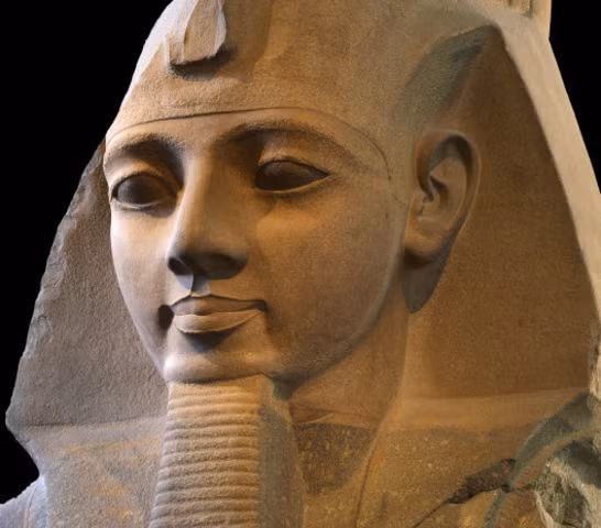 Phục dựng chân dung pharaoh đầu tiên được cấp... hộ chiếu Phuc dung chan dung pharaoh dau tien duoc cap... ho chieu