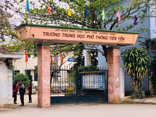 500 học sinh đồng loạt nghỉ học: Chủ tịch tỉnh Quảng Ninh ra chỉ đạo 500 hoc sinh dong loat nghi hoc: Chu tich tinh Quang Ninh ra chi dao