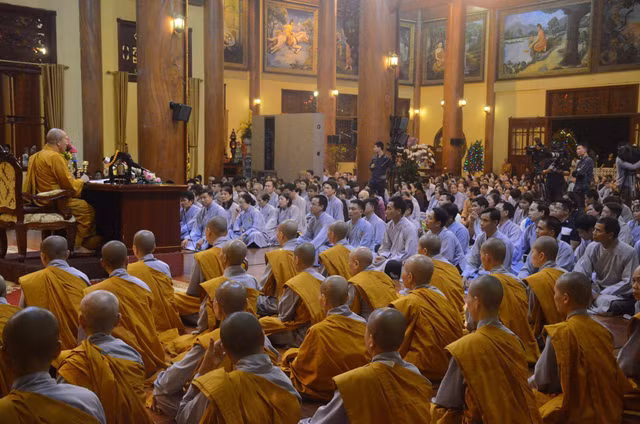 Trụ trì chùa Ba Vàng: "Oan gia trái chủ là có thật, chỉ Đức Phật mới hóa giải" - Hình 2 Tru tri chua Ba Vang: