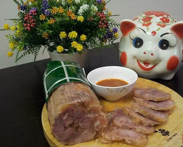 Các món giò độc lạ hấp dẫn bạn có thể thử dịp Tết này - Hình 8 Cac mon gio doc la hap dan ban co the thu dip Tet nay-Hinh-8