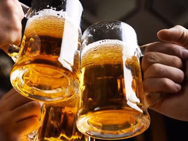 Người bệnh gút nên hạn chế ăn thực phẩm nào trong ngày Tết? - Hình 12 Nguoi benh gut nen han che an thuc pham nao trong ngay Tet?-Hinh-12