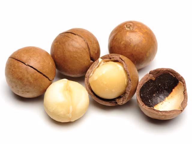 Những loạt hạt ngày Tết ăn thoải mái mà không lo tăng cân - Hình 9 Nhung loat hat ngay Tet an thoai mai ma khong lo tang can-Hinh-9