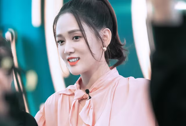 Hen ho voi doanh nhan kem 9 tuoi, Tran Kieu An lam gi de duong da tre mai?-Hinh-6
