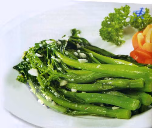 Mẹo thêm chút dầu mè giúp rau xanh mướt - Hình 3 Meo them chut dau me giup rau xanh muot-Hinh-3