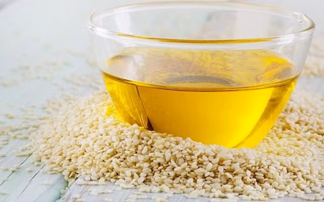 Mẹo thêm chút dầu mè giúp rau xanh mướt - Hình 9 Meo them chut dau me giup rau xanh muot-Hinh-9
