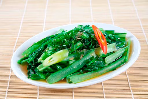 Mẹo thêm chút dầu mè giúp rau xanh mướt - Hình 2 Meo them chut dau me giup rau xanh muot-Hinh-2