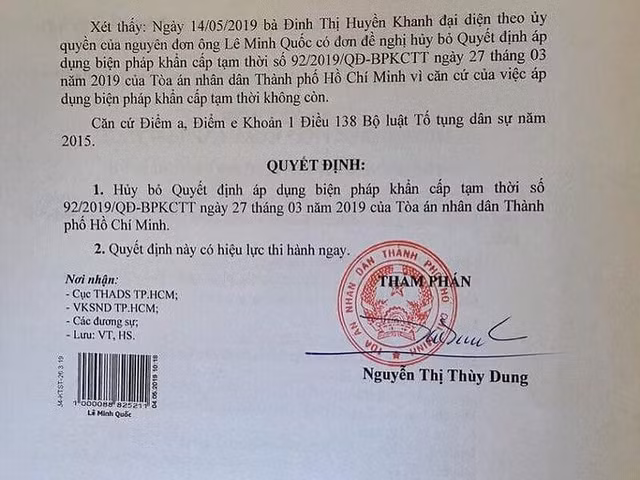 Điều gì đang diễn ra trong Hội đồng quản trị Eximbank rối như canh hẹ? - Hình 2 Dieu gi dang dien ra trong Hoi dong quan tri Eximbank roi nhu canh he?-Hinh-2