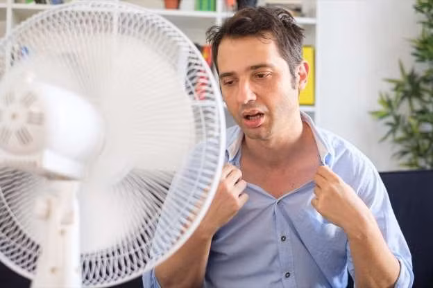Cảnh báo cơn đau tim từ những dấu hiệu thầm lặng - Hình 7 Canh bao con dau tim tu nhung dau hieu tham lang-Hinh-7