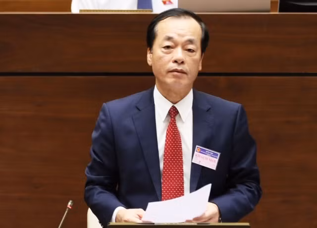 Bộ trưởng Bộ Xây dựng thừa nhận số lượng công trình vi phạm trật tự xây dựng vẫn cao Bo truong Bo Xay dung thua nhan so luong cong trinh vi pham trat tu xay dung van cao