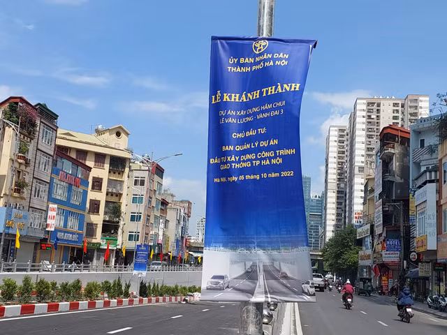 Cận cảnh hầm chui Lê Văn Lương - Khuất Duy Tiến được đầu tư hơn 700 tỷ đồng - Hình 9 Can canh ham chui Le Van Luong - Khuat Duy Tien duoc dau tu hon 700 ty dong-Hinh-9