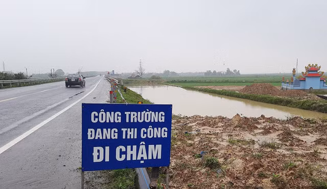 Vi sao du an nang cap Quoc lo 9 hon 440 ty bi tam dung?-Hinh-10