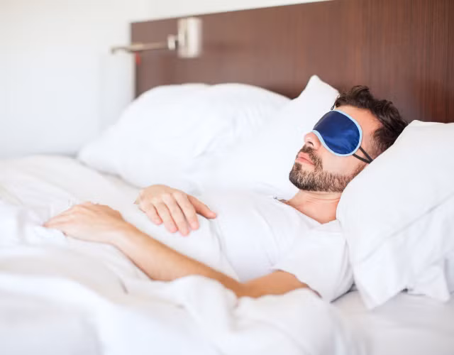 Nằm ngủ chân không nên để hướng Tây, đầu không quay về hướng Đông - Hình 3 Nam ngu chan khong nen de huong Tay, dau khong quay ve huong Dong-Hinh-3