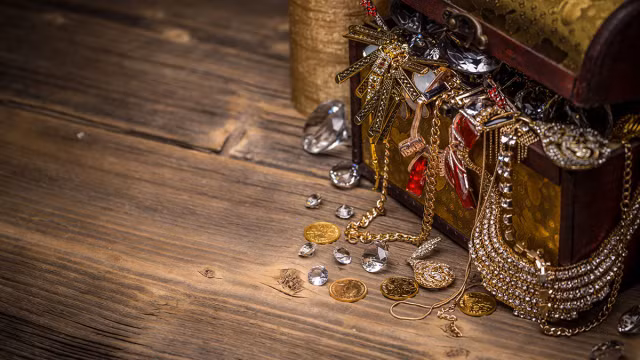 Biết gì về hòn đảo cất giấu kho báu trị giá hàng triệu USD? - Hình 6 Biet gi ve hon dao cat giau kho bau tri gia hang trieu USD?-Hinh-6