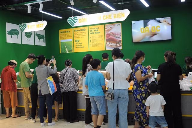 Thịt heo ăn chuối của ông Đoàn Nguyên Đức có gì khác biệt? Thit heo an chuoi cua ong Doan Nguyen Duc co gi khac biet?