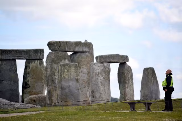5 du khách biến mất bí ẩn ở bãi đá cổ Stonehenge hàng chục năm trước - Hình 6 5 du khach bien mat bi an o bai da co Stonehenge hang chuc nam truoc-Hinh-6