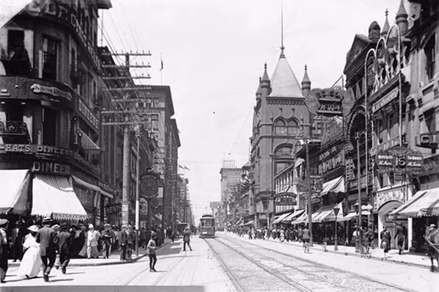Ảnh hiếm về thành phố Toronto bình yên những năm 1900 - Hình 8 Anh hiem ve thanh pho Toronto binh yen nhung nam 1900-Hinh-8