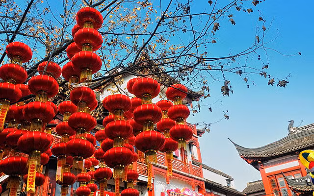 Nhiều giai thoại ly kỳ về sự ra đời của Tết Nguyên đán - Hình 4 Nhieu giai thoai ly ky ve su ra doi cua Tet Nguyen dan-Hinh-4