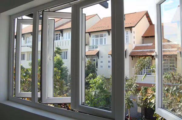 Chuyên gia nói gì về việc COVID-19 có thể lây qua không khí khi mở cửa? - Hình 12 Chuyen gia noi gi ve viec COVID-19 co the lay qua khong khi khi mo cua?-Hinh-12