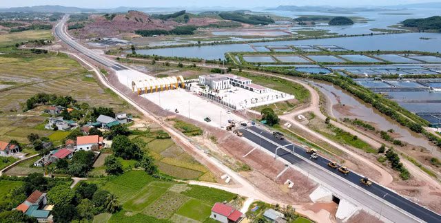 Địa phương nào sở hữu tuyến cao tốc dài gần 180km? - Hình 10 Dia phuong nao so huu tuyen cao toc dai gan 180km?-Hinh-10