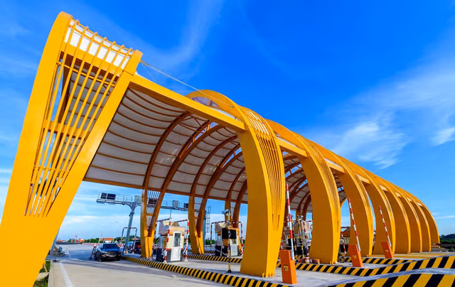 Địa phương nào sở hữu tuyến cao tốc dài gần 180km? - Hình 4 Dia phuong nao so huu tuyen cao toc dai gan 180km?-Hinh-4