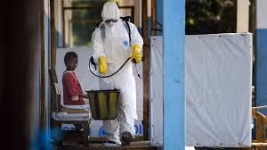 Đại dịch Ebola từng khiến thế giới khiếp sợ ra sao? - Hình 7 Dai dich Ebola tung khien the gioi khiep so ra sao?-Hinh-7