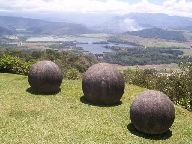 Nhung qua cau da ki bi nang vai tan nghi chua vang ben trong-Hinh-10