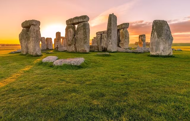 Hé lộ lời giải bí ẩn ngàn năm ở bãi đá cổ Stonehenge - Hình 4 He lo loi giai bi an ngan nam o bai da co Stonehenge-Hinh-4