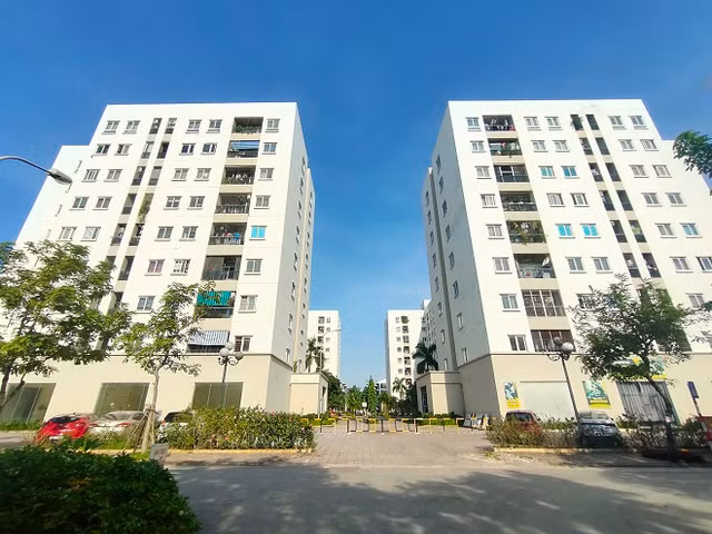 Những căn biệt thự vắng bóng người ở khu đô thị Sunny Garden City - Hình 20 Nhung can biet thu vang bong nguoi o khu do thi Sunny Garden City-Hinh-20