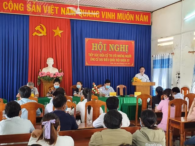 Chu tich VUSTA Phan Xuan Dung, cac ung vien DBQH tiep xuc cu tri 4 xa Phuoc Tien, Phuoc Tan, Phuoc Hoa, Phuoc Binh-Hinh-3
