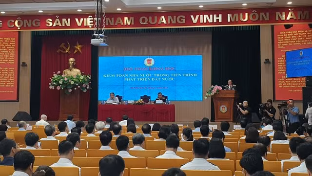Kiểm toán Nhà nước: 2018 đã kiến nghị xử lý khoảng 414.145 tỷ đồng Kiem toan Nha nuoc: 2018 da kien nghi xu ly khoang 414.145 ty dong